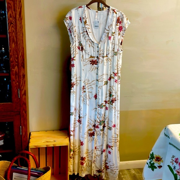 Free People size XL dress. NWT White with wine color floral print. 100% Modal - Picture 1 of 9